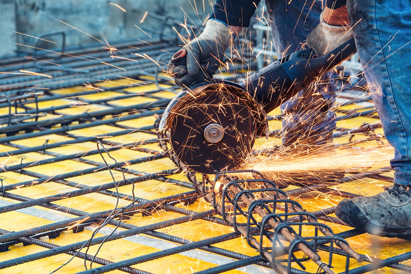 smirdex-metal-cutting-application